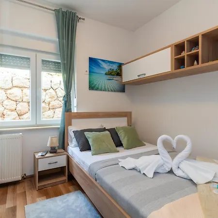 D&d * Starigrad Paklenica